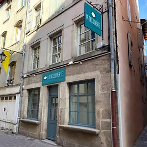  Hostel La Decouverte Petit Dejeuner Offert